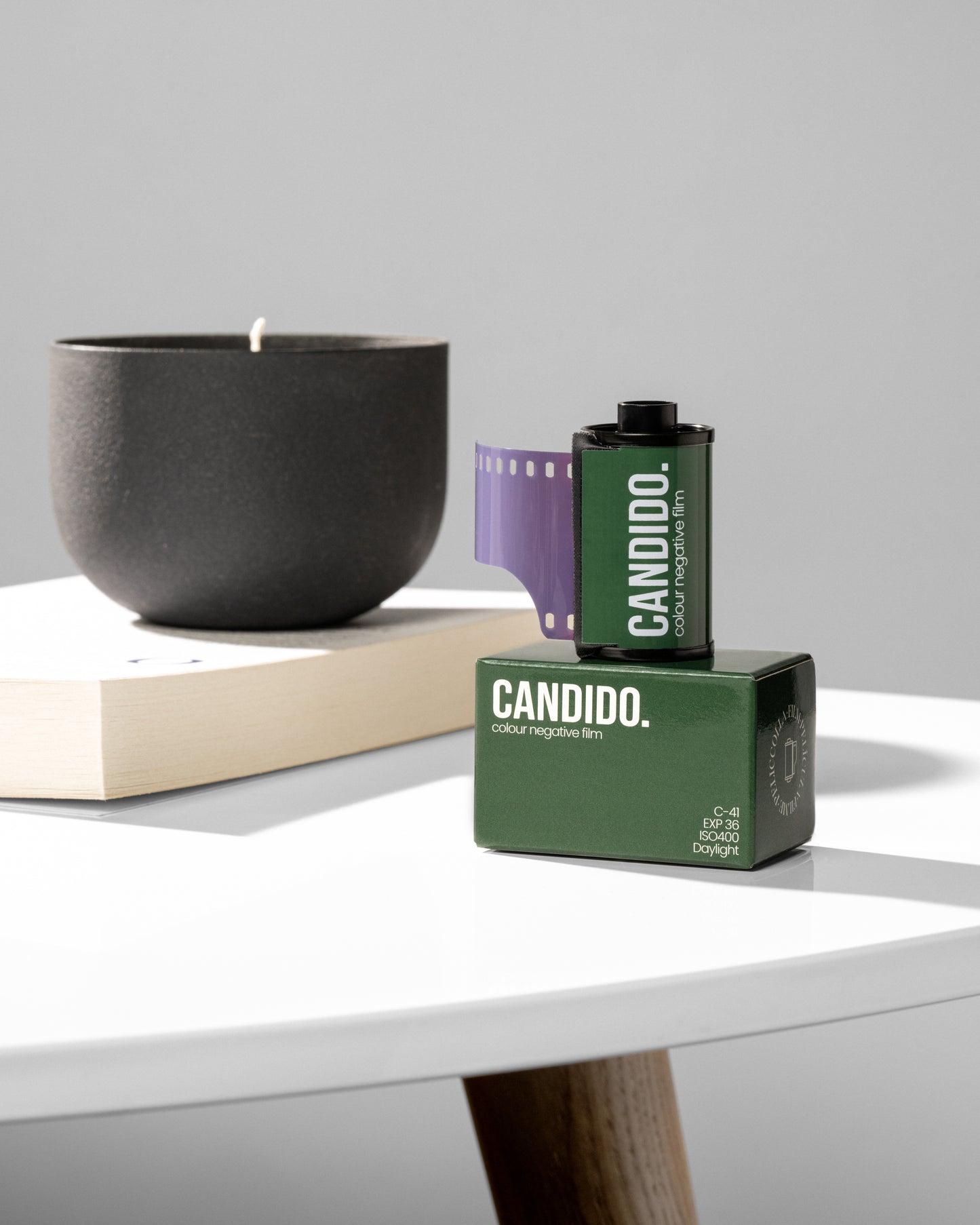 [UK] 400 Daylight / CANDIDO