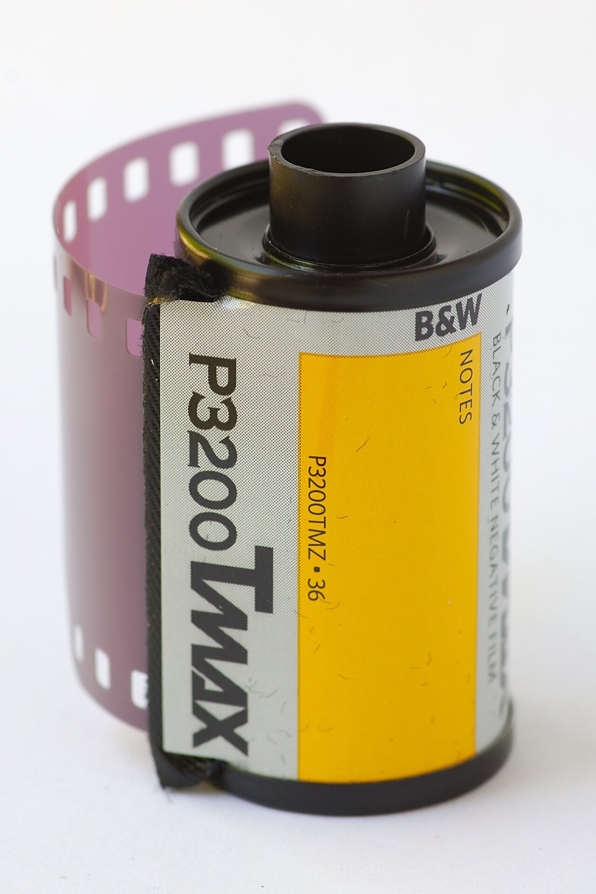 Kodak T-MAX P3200の外観（資料画像）
