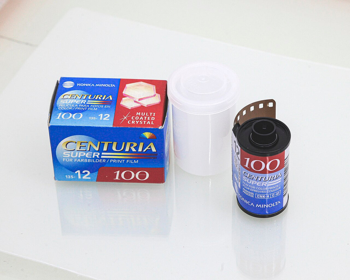 Konica CENTURIA SUPER 100の外観（資料画像）