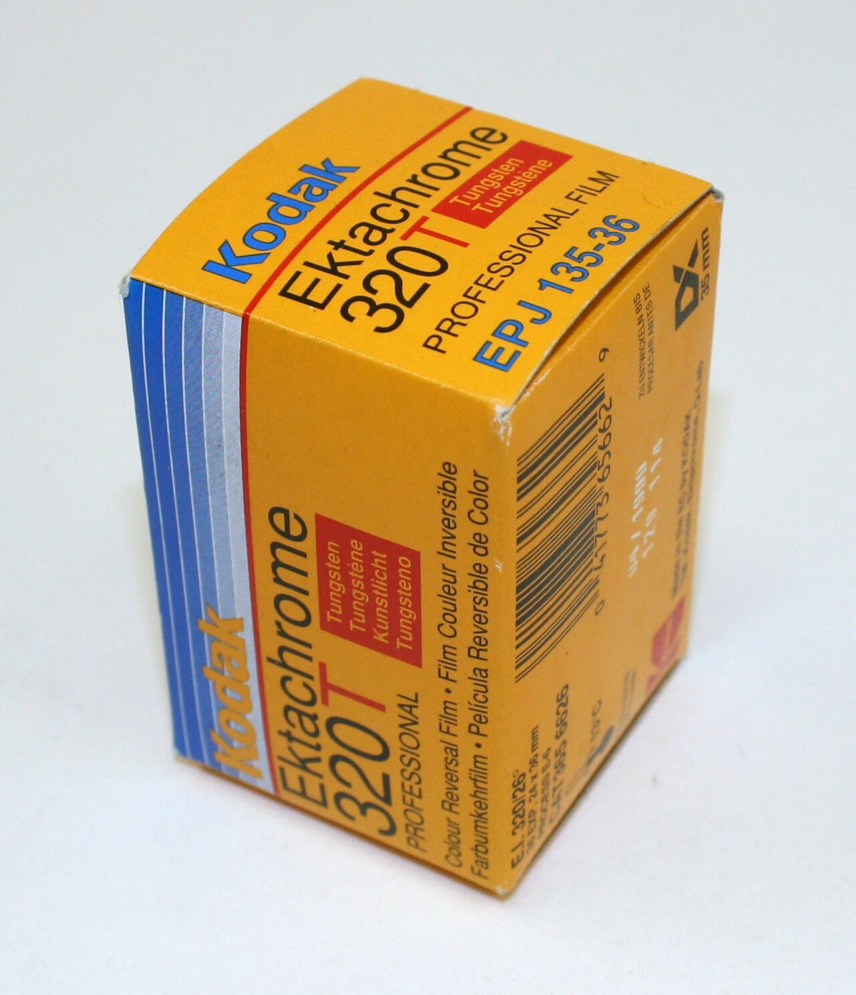 Kodak EKTACHROME 320Tの外観（資料画像）