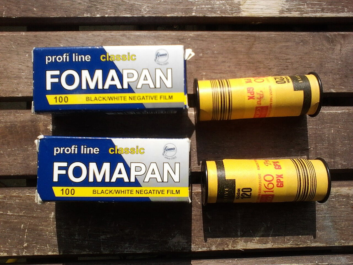 FOMAPAN 100 Classicの外観写真（複数製品同写）